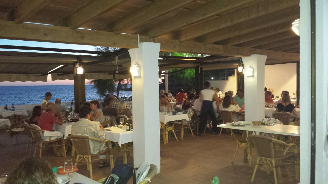 Hostal Restaurante Playa Colonia de Sant Jordi Екстериор снимка
